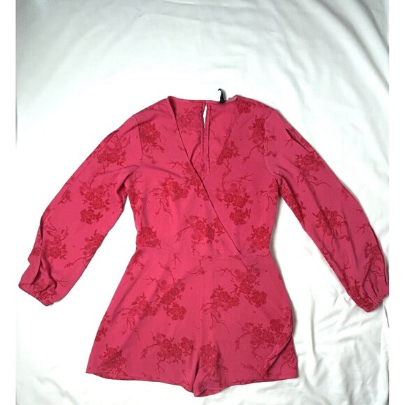 H&M Divided Womens Floral Romper Size 8 Long Open Sleeve SKU LRC5-125 - Picture 1 of 10